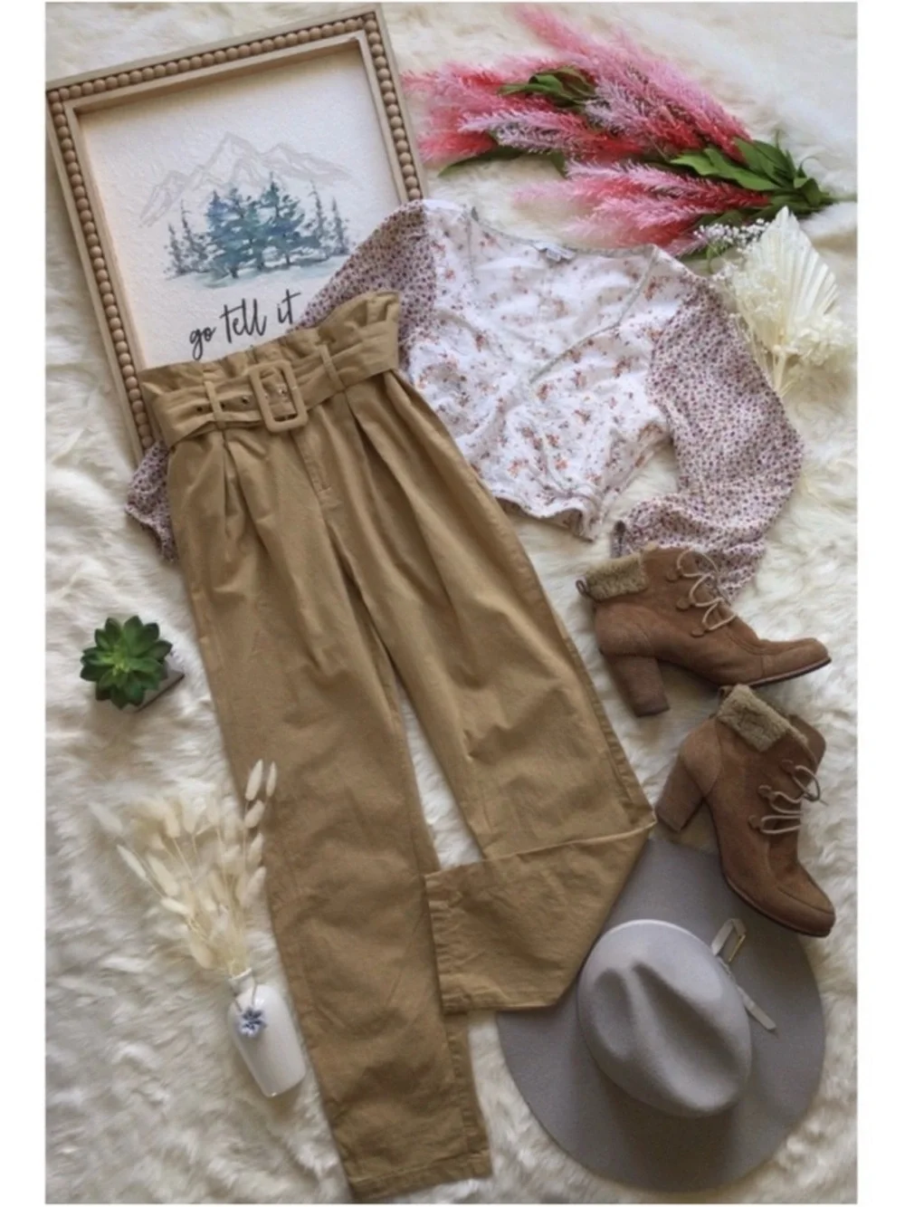 American Eagle White Floral Patchwork Eyelet Crop Top Sz XS Cottagecore